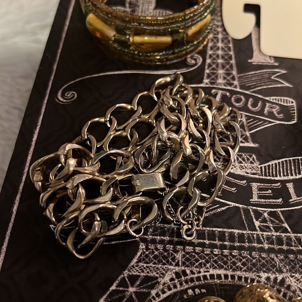 Vintage Bracelets Assorted (all included) - Picture 3 of 11